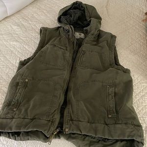 The Territory Ahead XL army green vest with hood and plaid lining